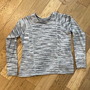 HYBA Space Dye Long Sleeve Pepper Pattern Athletic Pullover Thumb Holes Top